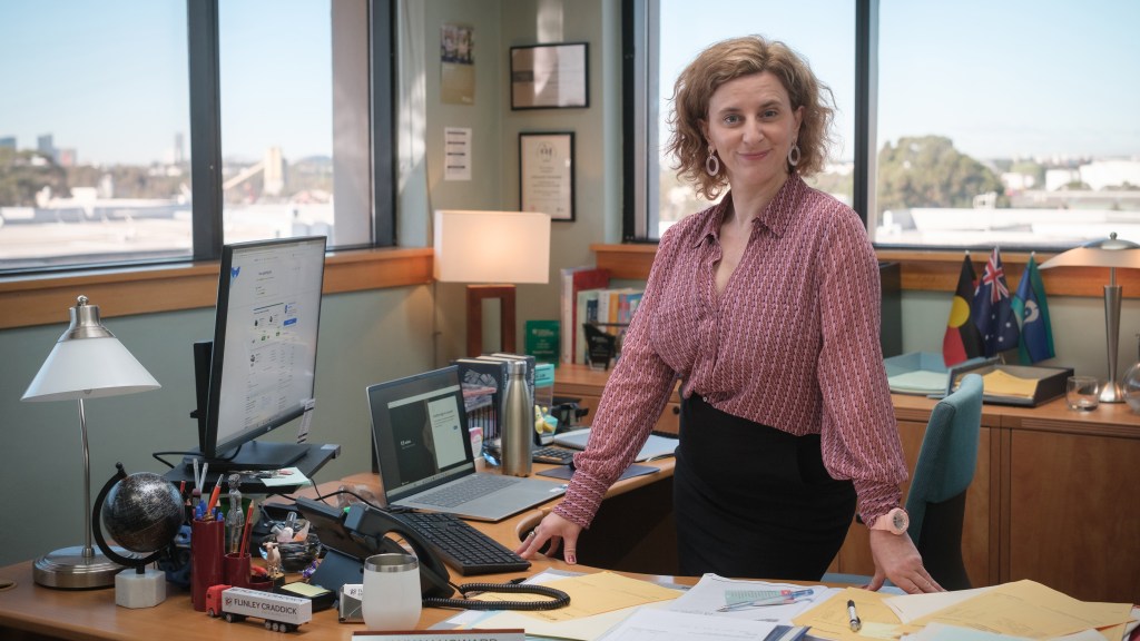 La version australienne de The Office arrive avec une première femme à la tête de l’équipe