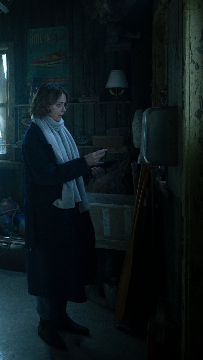Keeley Hawes as Kira Manning