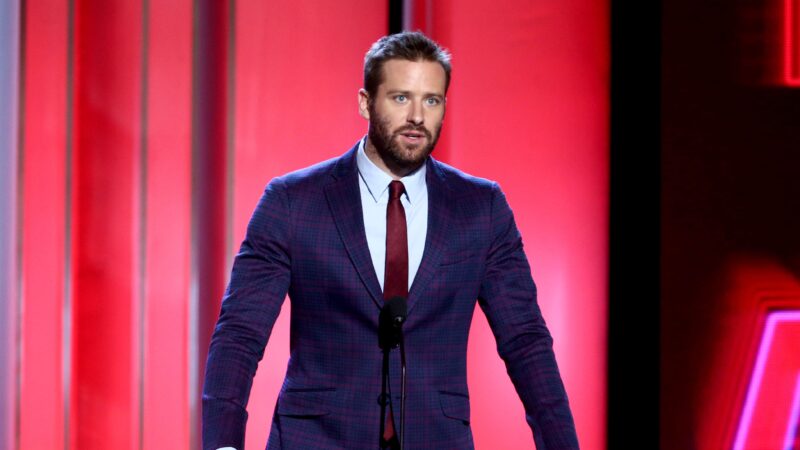 Armie Hammer dévoile ses difficultés financières et ses révélations personnelles