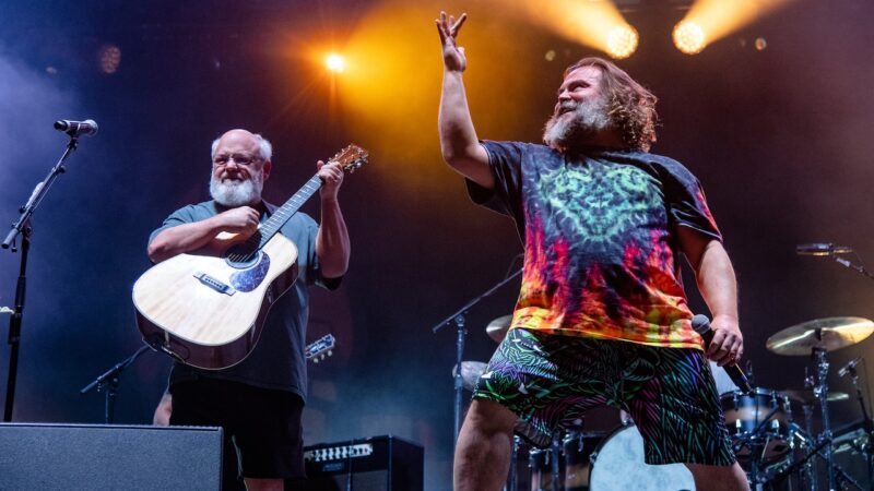 Jack Black annonce le retour de Tenacious D après une pause controversée