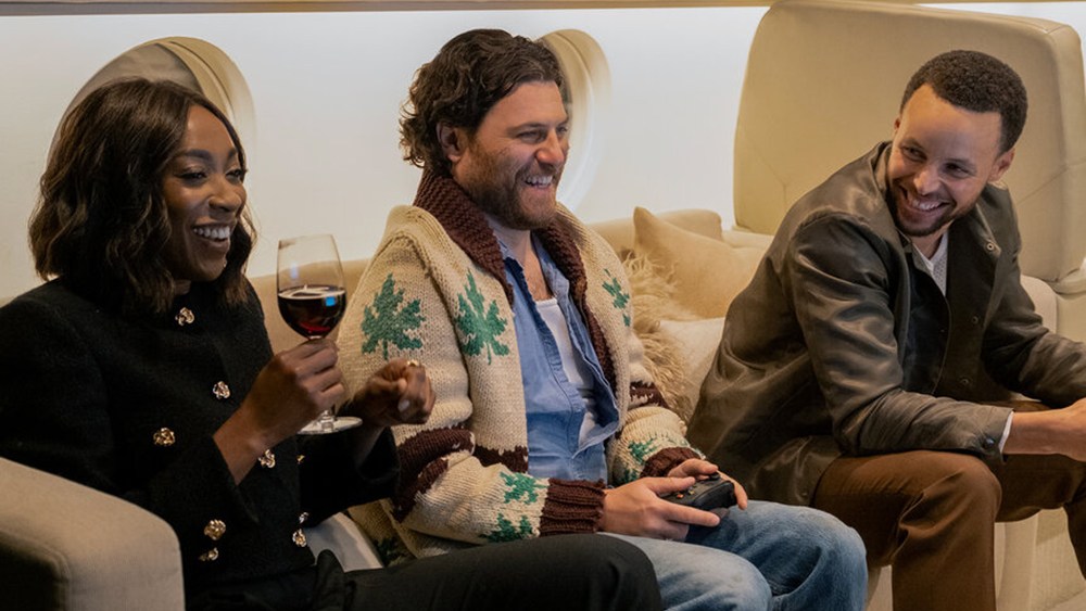 Mr. Throwback dévoile une comédie unique avec Adam Pally et Stephen Curry sur Peacock
