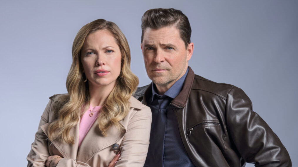 Nelly Knows Mysteries : Pascale Hutton et Kavan Smith espèrent une série de films à succès