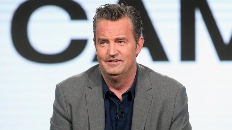 Poursuite judiciaire : un médecin impliqué dans la mort de Matthew Perry plaide coupable