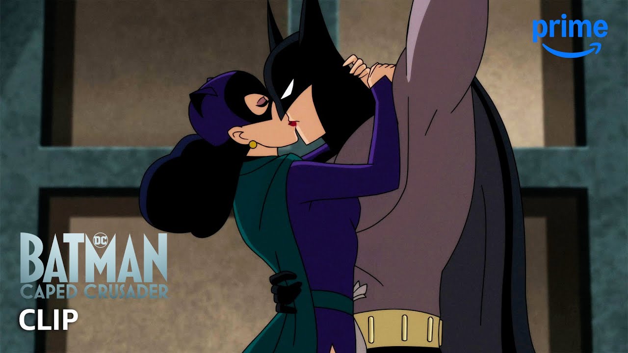 Batman et Catwoman s’embrassent | Découvrez Batman: Caped Crusader sur Prime Video