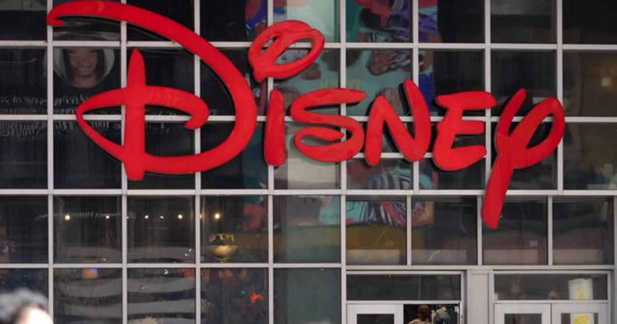 Disney+ augmente ses tarifs et lutte contre le partage de mots de passe