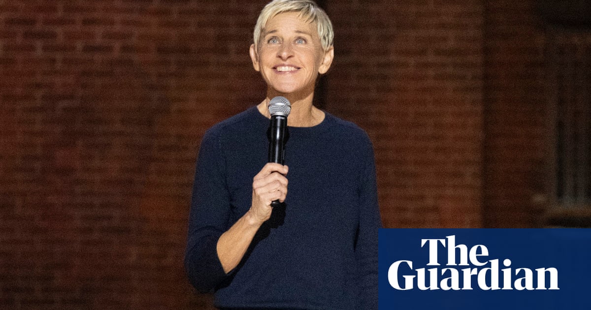 Ellen DeGeneres fait son retour sur scène sans excuses ni humour