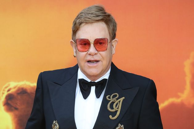 Elton John révèle qu’il a perdu une partie de sa vision suite à une infection oculaire