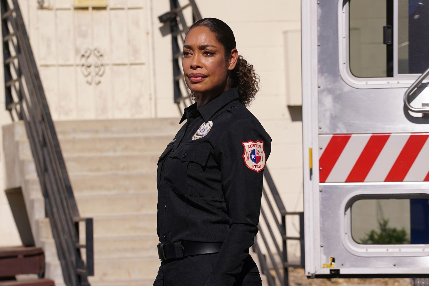 Gina Torres réagit à l’annulation de la saison 5 de 9-1-1: Lone Star