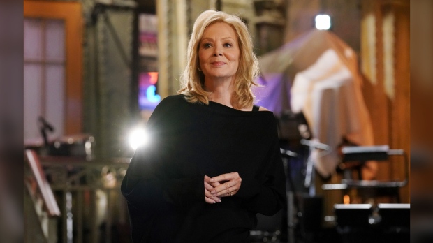Jean Smart et Jelly Roll ouvrent la 50e saison de Saturday Night Live