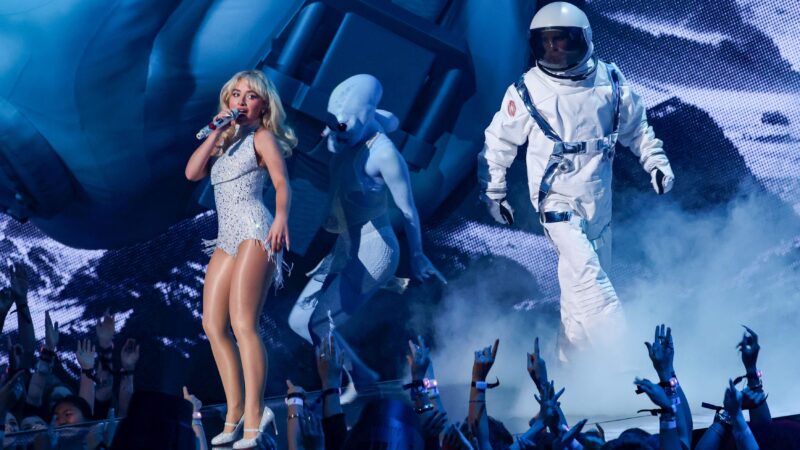 “Moments marquants des MTV Video Music Awards 2024 : performances et récompenses”[embed]https://www.youtube.com/watch?v=I8c-UQ_rEYY[/embed][embed]https://www.youtube.com/watch?v=0ULyZ6j6COU[/embed][embed]https://www.youtube.com/watch?v=p7zrX4NU8YE[/embed][embed]https://www.youtube.com/watch?v=3XXAMJ_0htg[/embed][embed]https://www.youtube.com/watch?v=u3RlUC-8yXo[/embed]