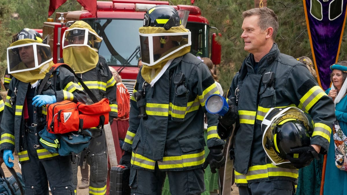 Une série sur les abeilles : 9-1-1 explore une opération en trois épisodes