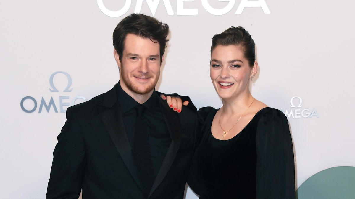 Connor Swindells et Amber Anderson se marient en Écosse : tous les détails de leur cérémonie intime