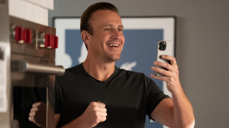 Jason Segel annonce le retour de sa comédie Shrinking pour une saison 3