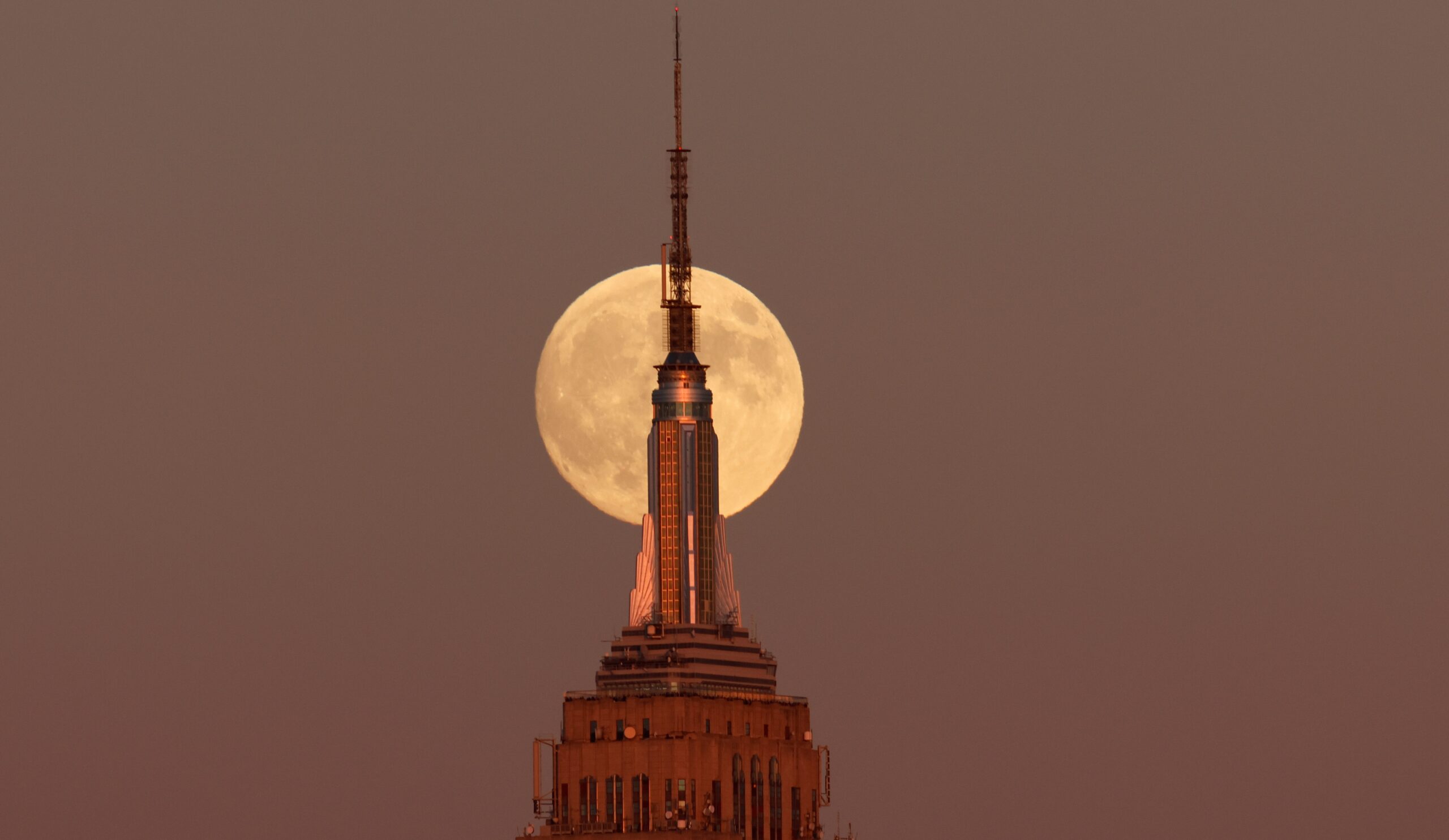 La chasse aux étoiles : le Hunter’s Moon illumine le ciel cette semaine
