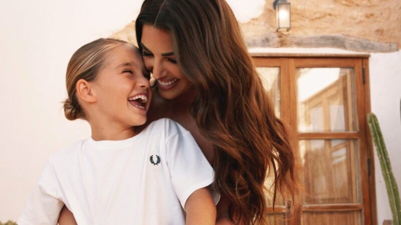 Netflix annonce une série sur Yolanthe Cabau et une adaptation de ‘Dinner Club’
