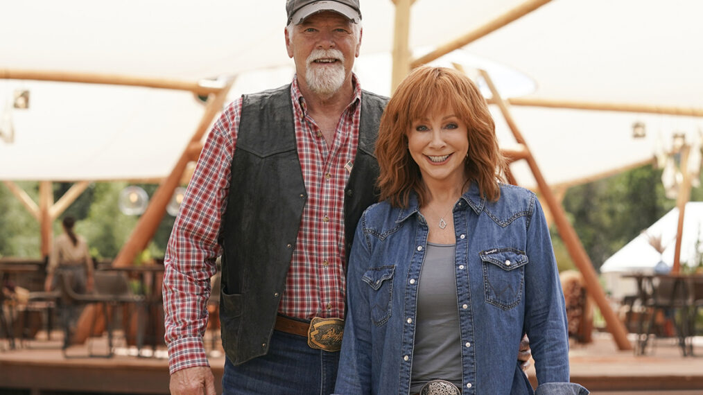 Reba McEntire évoque son remariage et Rex Linn, son “amour de sa vie”