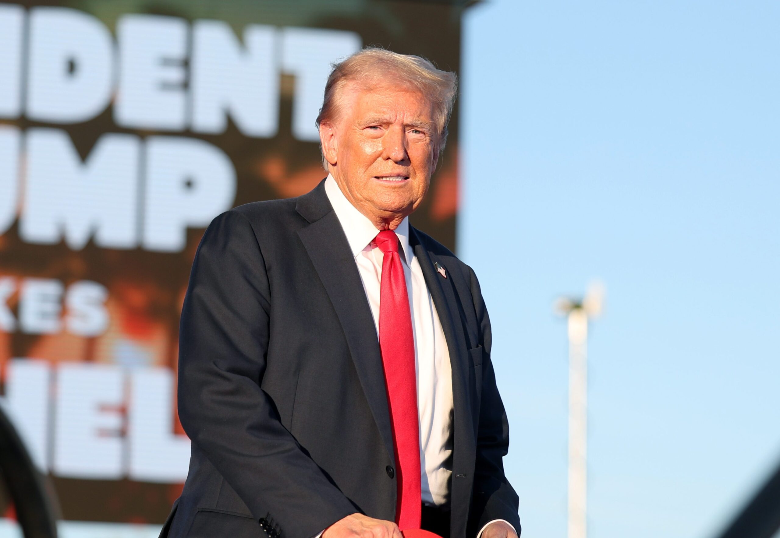 Un homme arrêté avec une arme lors d’un rallye de Donald Trump en Californie