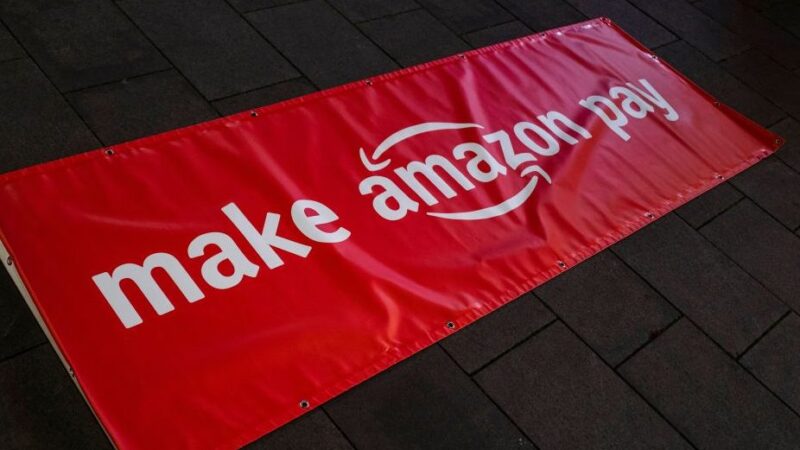 Grève des travailleurs d’Amazon pour Black Friday : “Make Amazon Pay” en action
