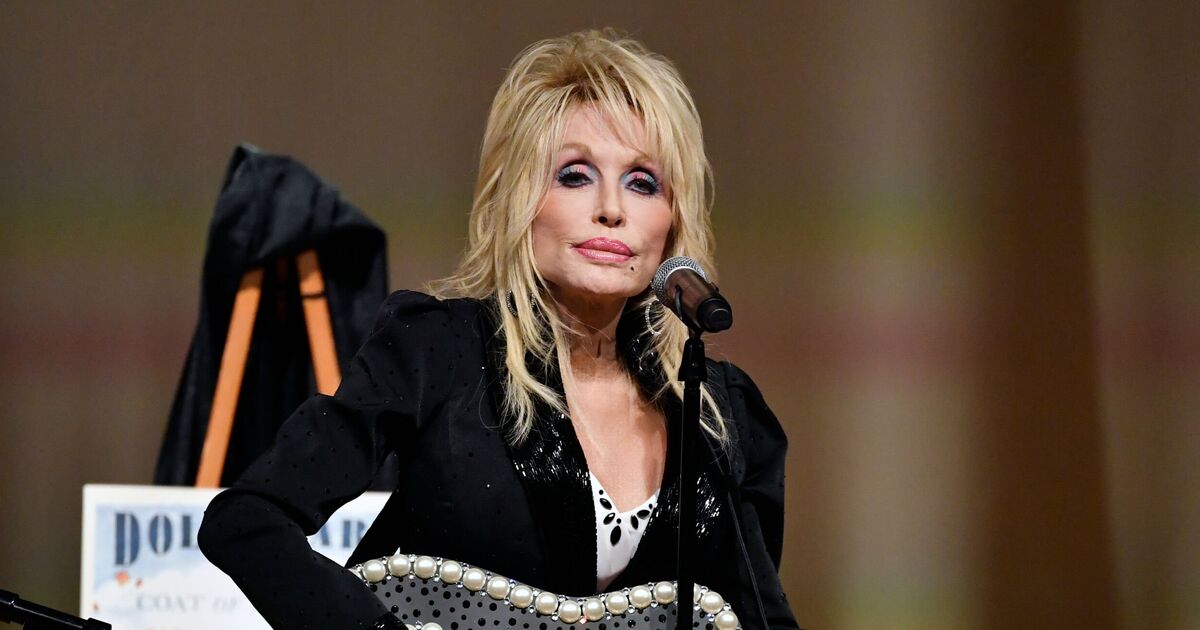 Dolly Parton évoque ses luttes contre la maladie et la dépression dans un nouvel ouvrage