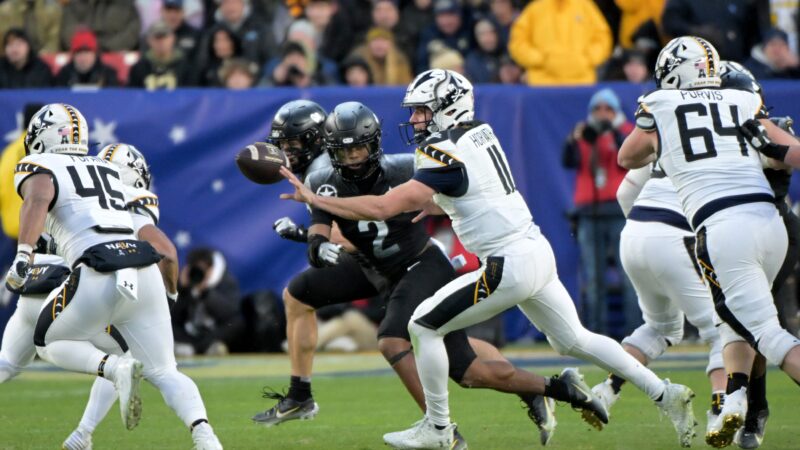 Navy remporte le match de football contre l’Armée avec un score de 31 à 13