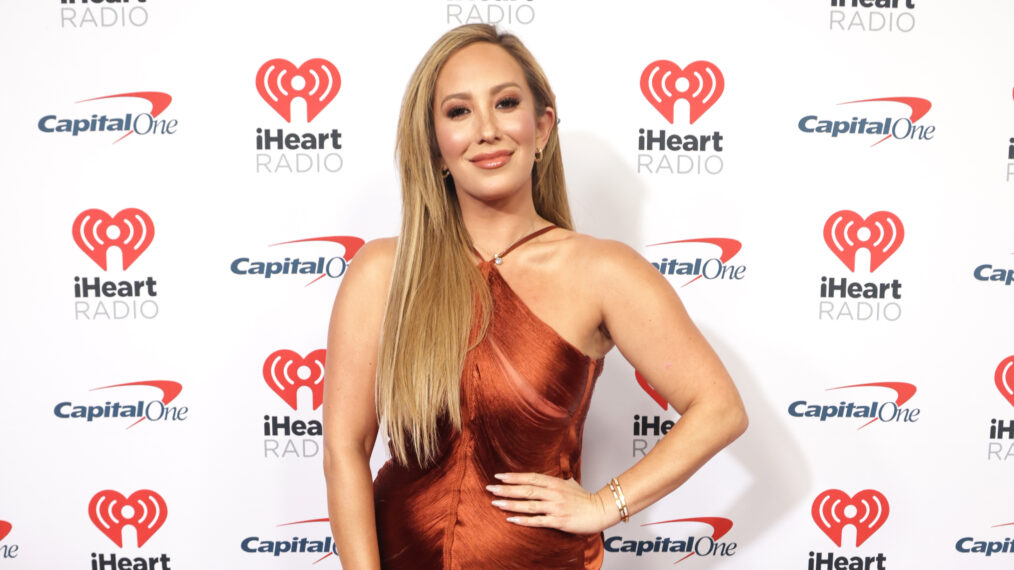 Cheryl Burke se sent abandonnée par ses collègues de “DWTS” après son départ