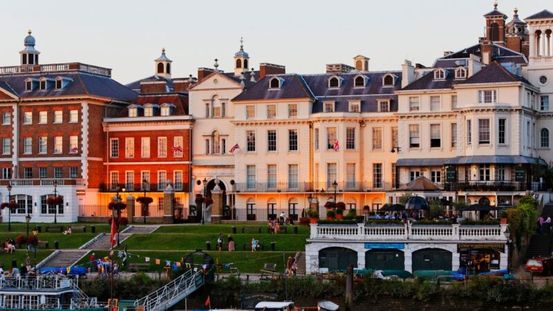 Gang sud-américain recherché pour un vol de maisons à Londres de 2 millions de livres