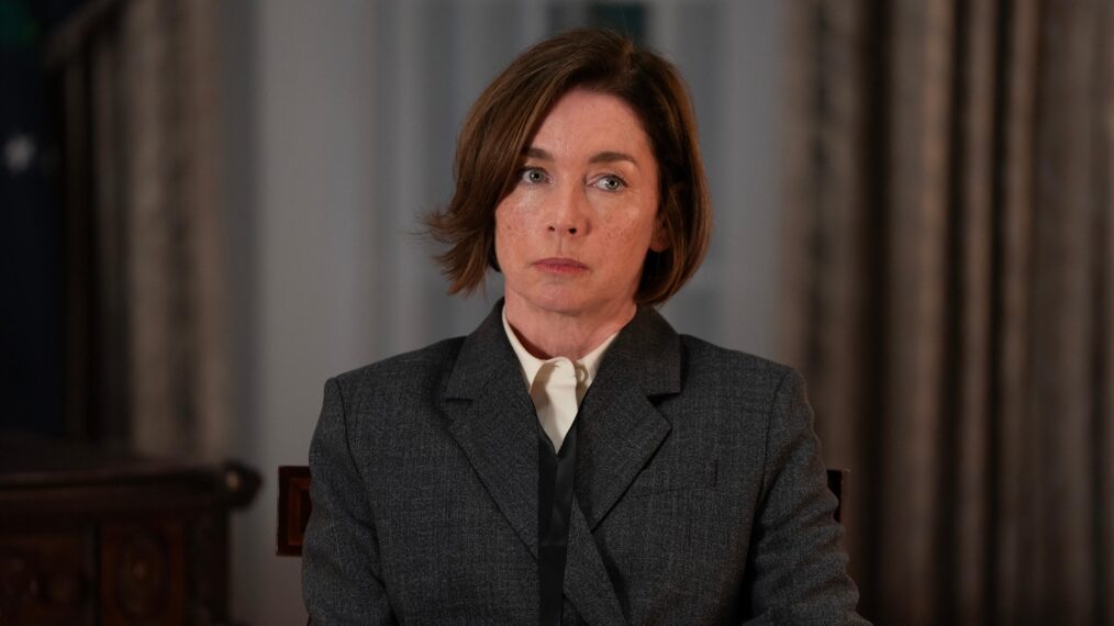 Julianne Nicholson évoque Sinatra et les rebondissements de ‘Paradise’