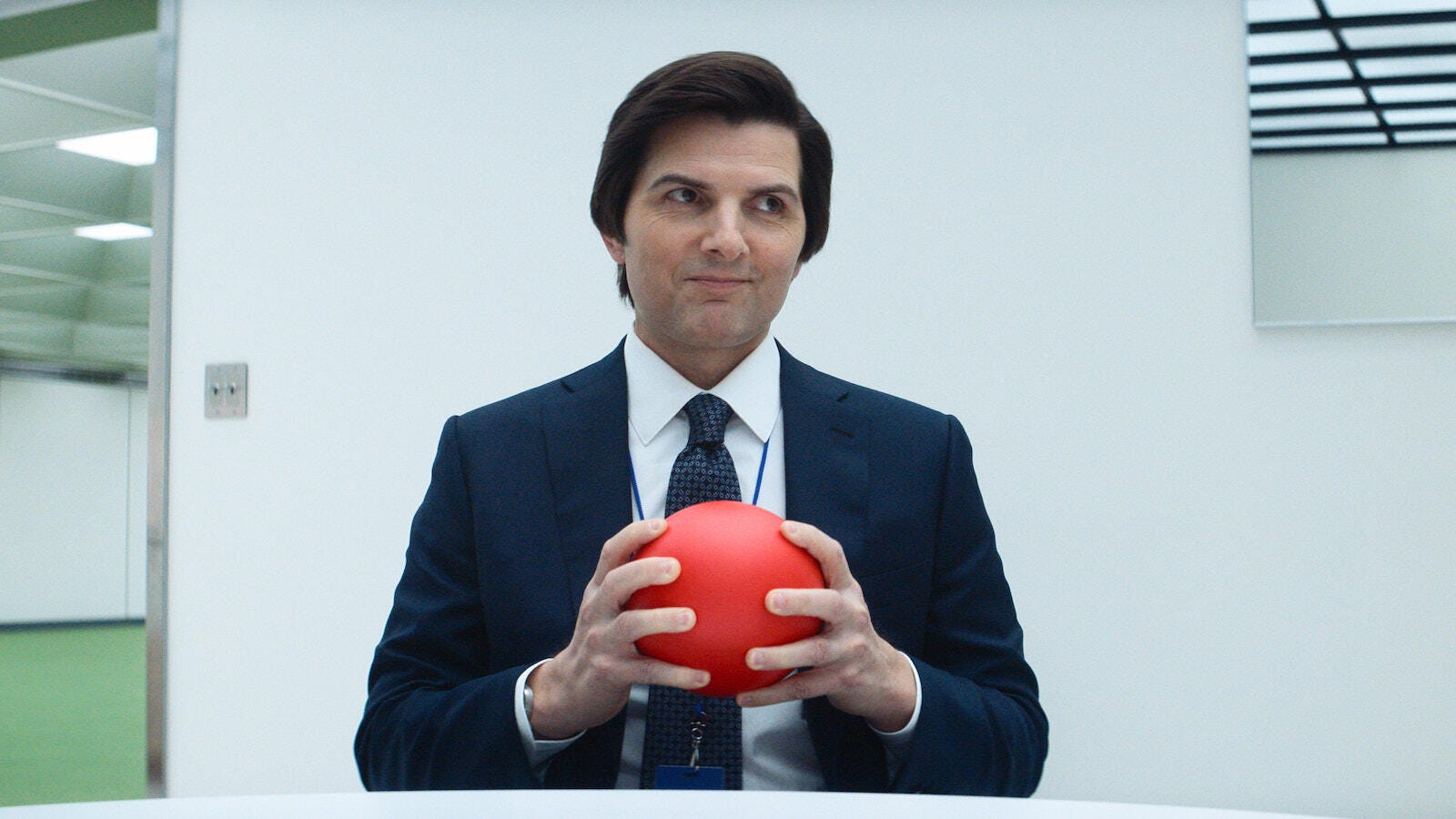 « La saison 2 de Severance : un retour réussi du mystère sur Apple TV+ »