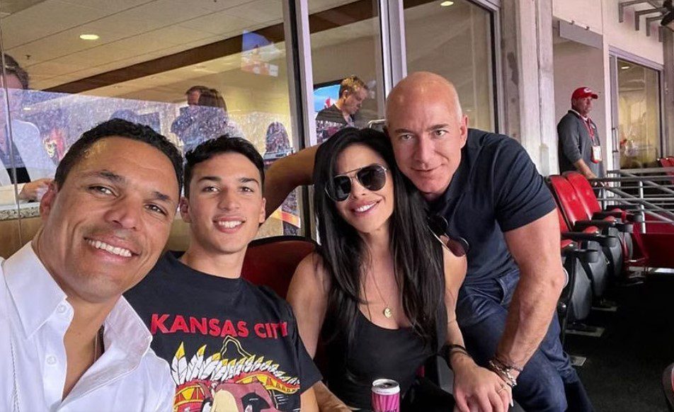 Lauren Sanchez, fiancée de Jeff Bezos, a été en couple avec Tony Gonzalez