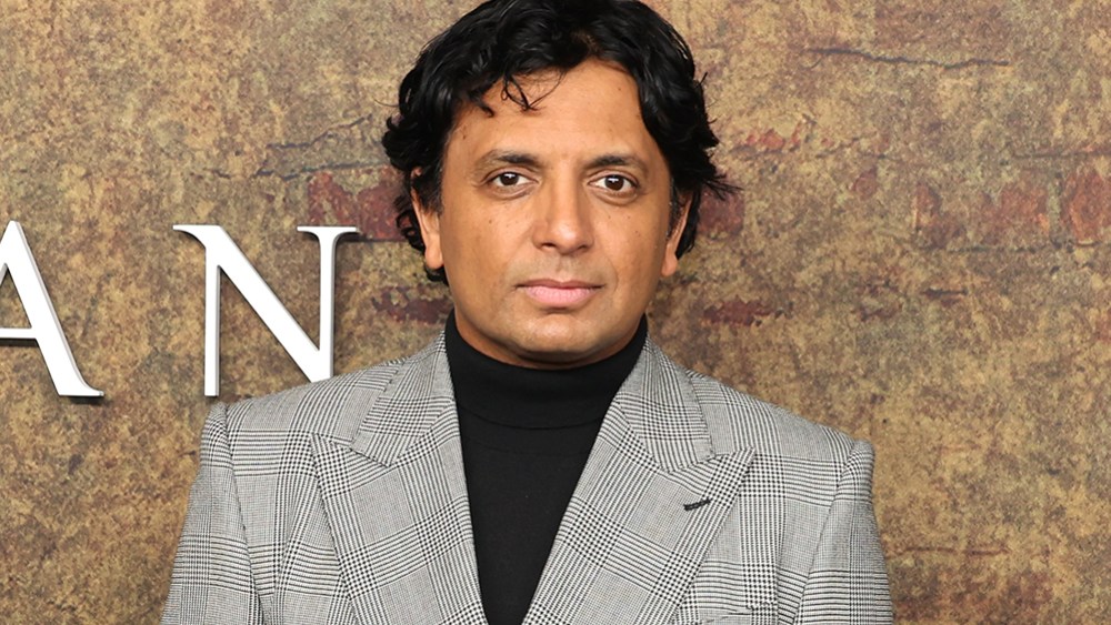 M. Night Shyamalan jugé pour 81 millions de dollars dans l’affaire ‘Servant’ d’Apple TV