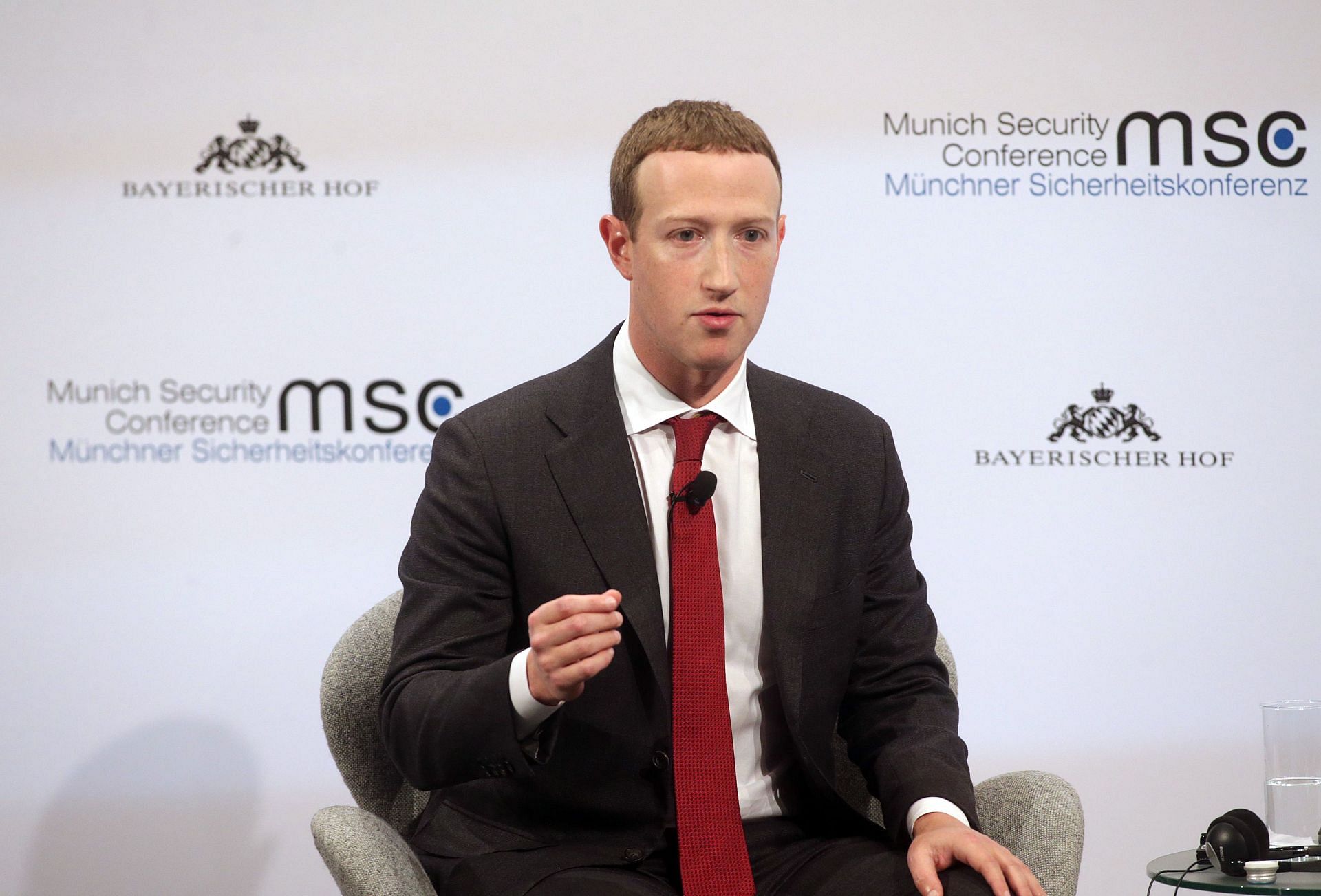 Réactions sur Instagram après le like de Mark Zuckerberg sur une photo de Lauren Sanchez