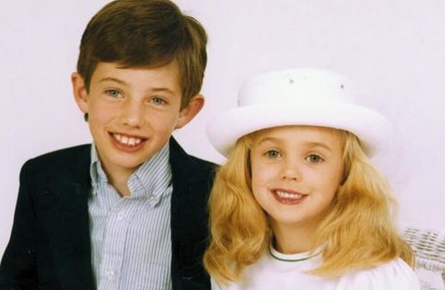Un documentaire sur Netflix relance l’enquête sur le meurtre de JonBenét Ramsey