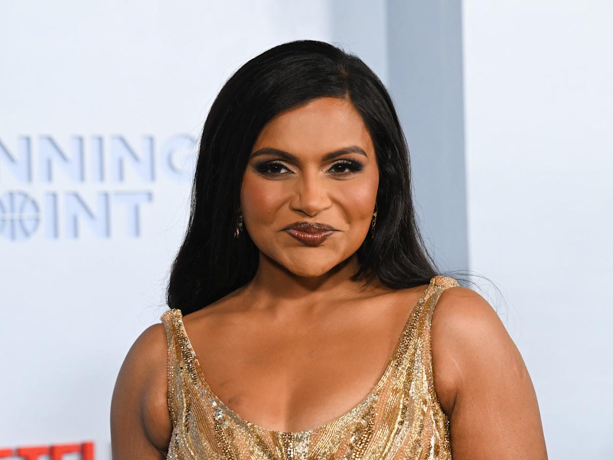 Mindy Kaling : ‘Running Point’ diffusé sur Netflix malgré la plainte de l’université Pepperdine