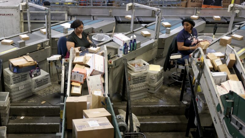 Suspension temporaire des colis en provenance de Chine : les États-Unis réagissent aux nouveaux tarifs