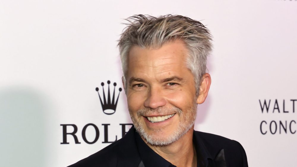 Timothy Olyphant rejoint la série Apple ‘Lucky’ avec Anya Taylor-Joy