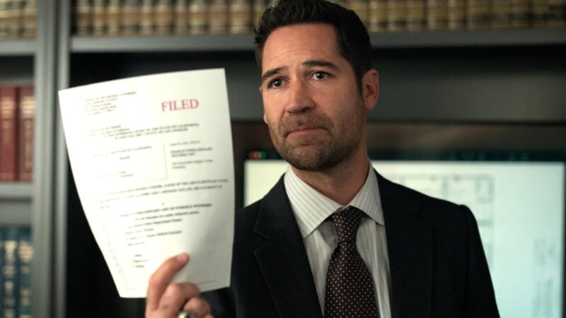 À quoi s’attendre dans la saison de Lincoln Lawyer sur Netflix ?