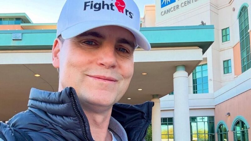 Colin Egglesfield parle de sa victoire contre le cancer pour la troisième fois