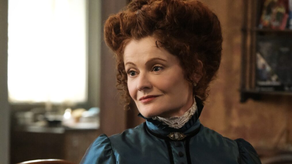 Hetty dévoile son pouvoir pour la Saint-Patrick dans Ghosts, analyse de Rebecca Wisocky