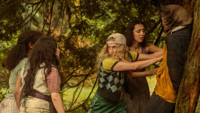 Les filles confrontent le coach Scott