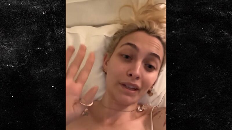 Paris Jackson réagit aux critiques de sa tenue à la Fashion Week de Paris