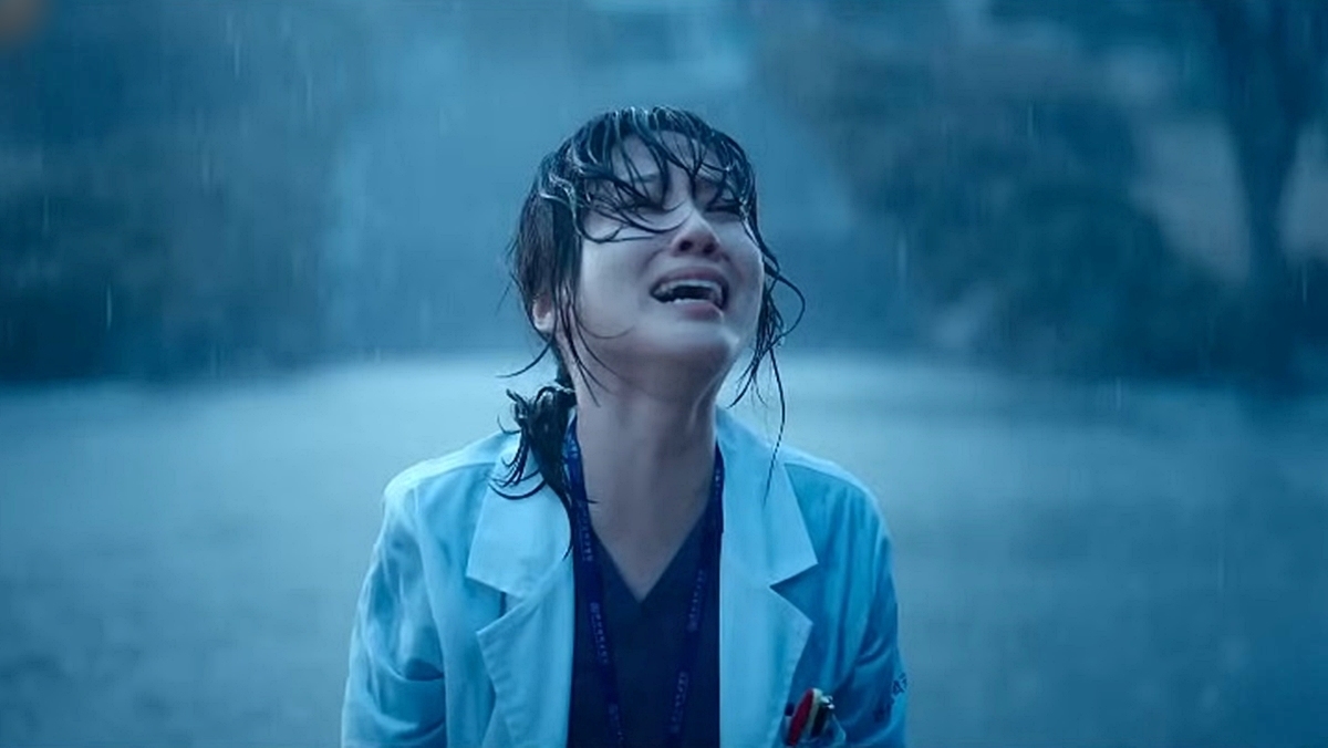 Un K-Drama classé R domine les charts face à Netflix et TVING