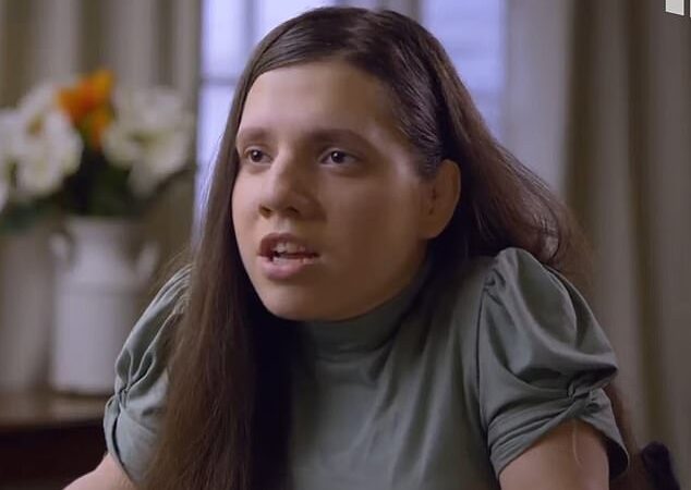 La vérité derrière la série Good American Family de Disney+ : un couple adopte une orpheline ukrainienne, puis l’accuse de sociopathie