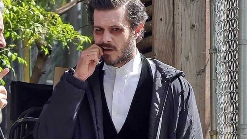 Les costumes d’Halloween d’Adam Brody, Leighton Meester et Justine Lupe pour la saison 2 de ‘Nobody Wants This’