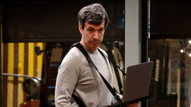 Nathan Fielder dénonce la suppression d’un épisode sur l’Holocauste par Paramount+