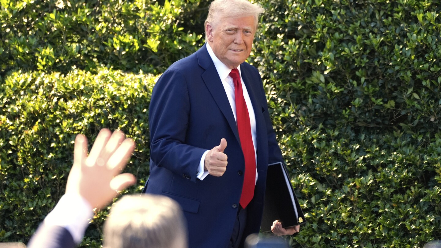 Trump assouplit ses tarifs sur les véhicules pour stimuler l’industrie automobile américaine
