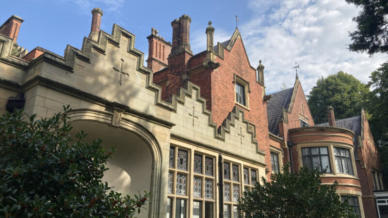 Un drame Disney+ tourné à Cheadle Hulme et Bramhall