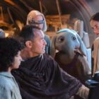 (L-R) Wim (Ravi Cabot-Conyers), Jod Na Nawood (Jude Law), KB (Kyriana Kratter), Neel (Robert Timothy Smith) and Fern (Ryan Kiera Armstrong) in the cockpit of a ship in "Star Wars: Skeleton Crew"