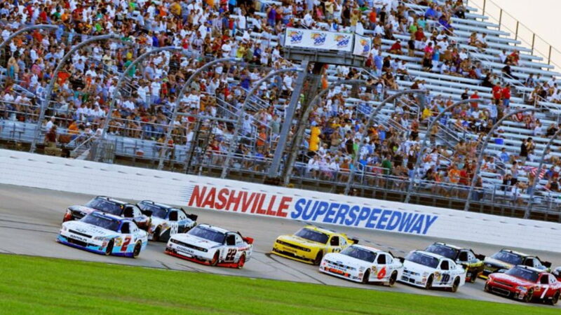 Amazon Prime sous le feu des critiques lors de la course NASCAR à Nashville