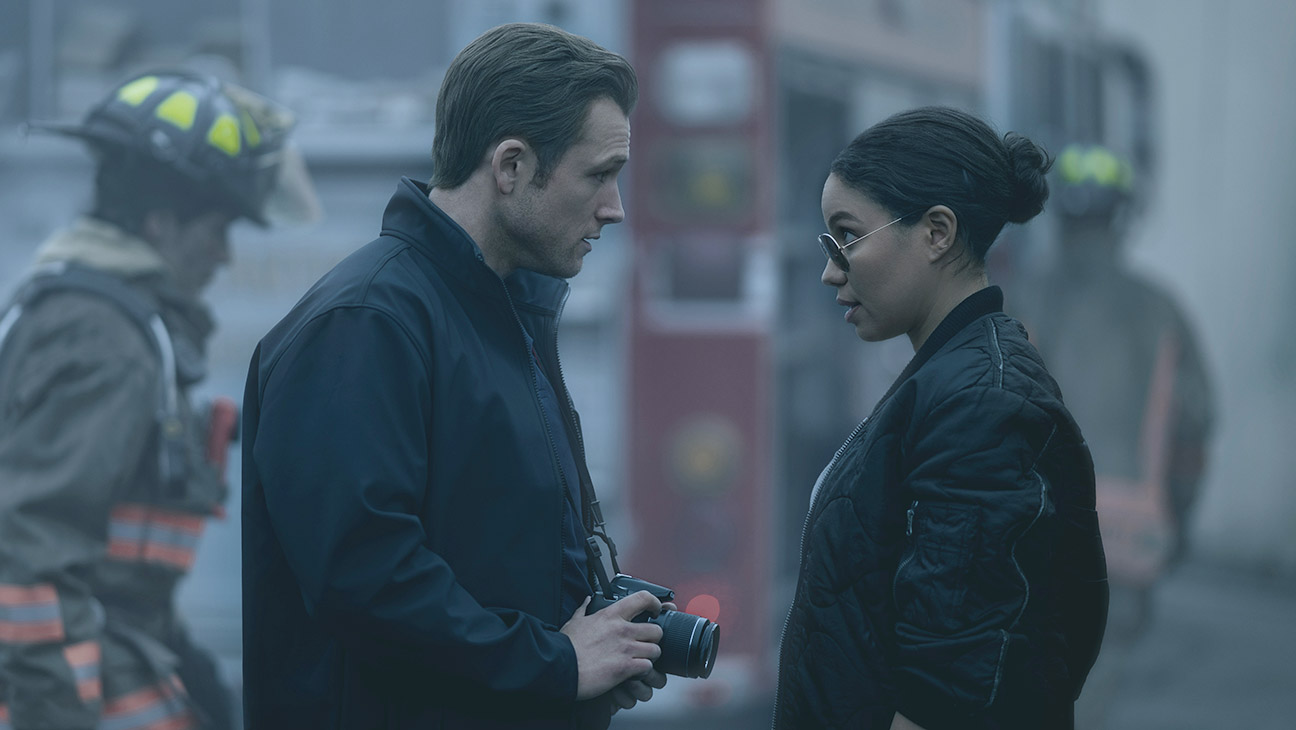 Jurnee Smollett et Taron Egerton dans le drame sur l’incendie d’Apple