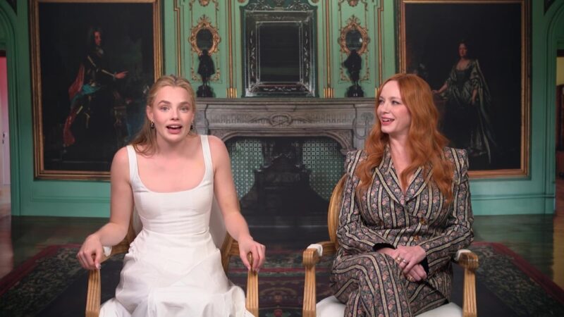 Kristine Frøseth et Christina Hendricks parlent de leurs personnages audacieux dans The Buccaneers